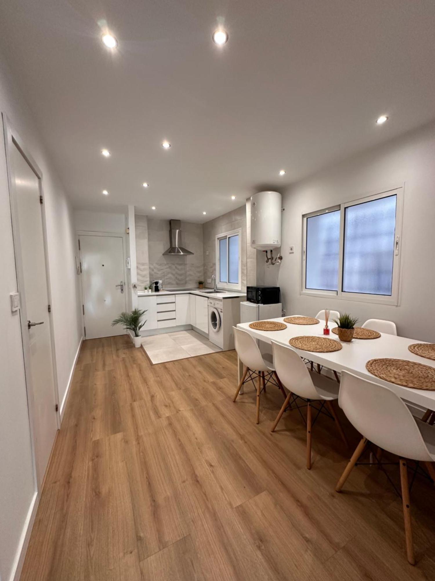 Claveles De Luxe Apartment Málaga Exterior foto